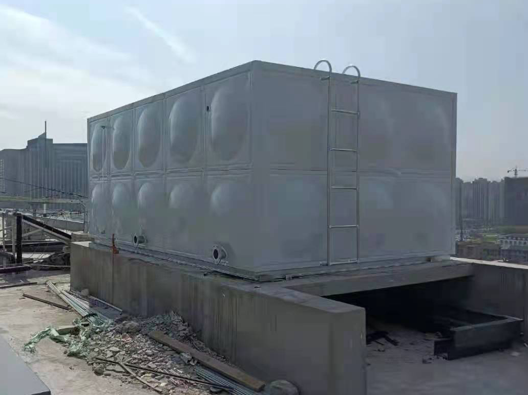 不銹鋼保溫水箱 (3)