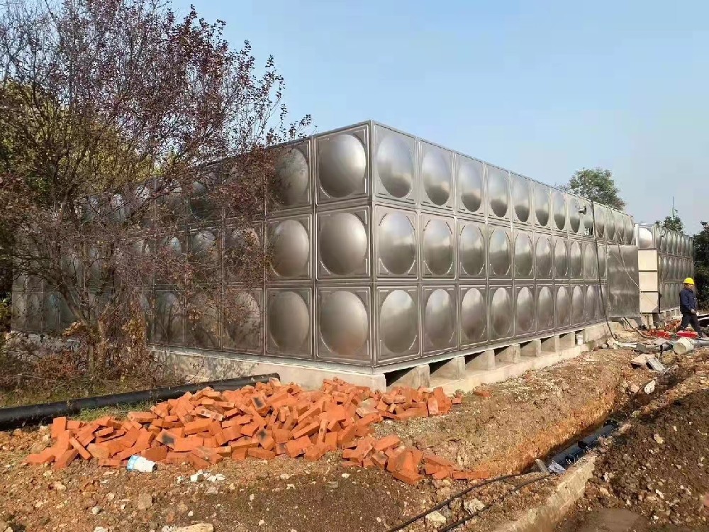 中淳高科溫州基地采購寧波寶聚不銹鋼水箱100立方2座用于混泥土稀釋劑的存儲