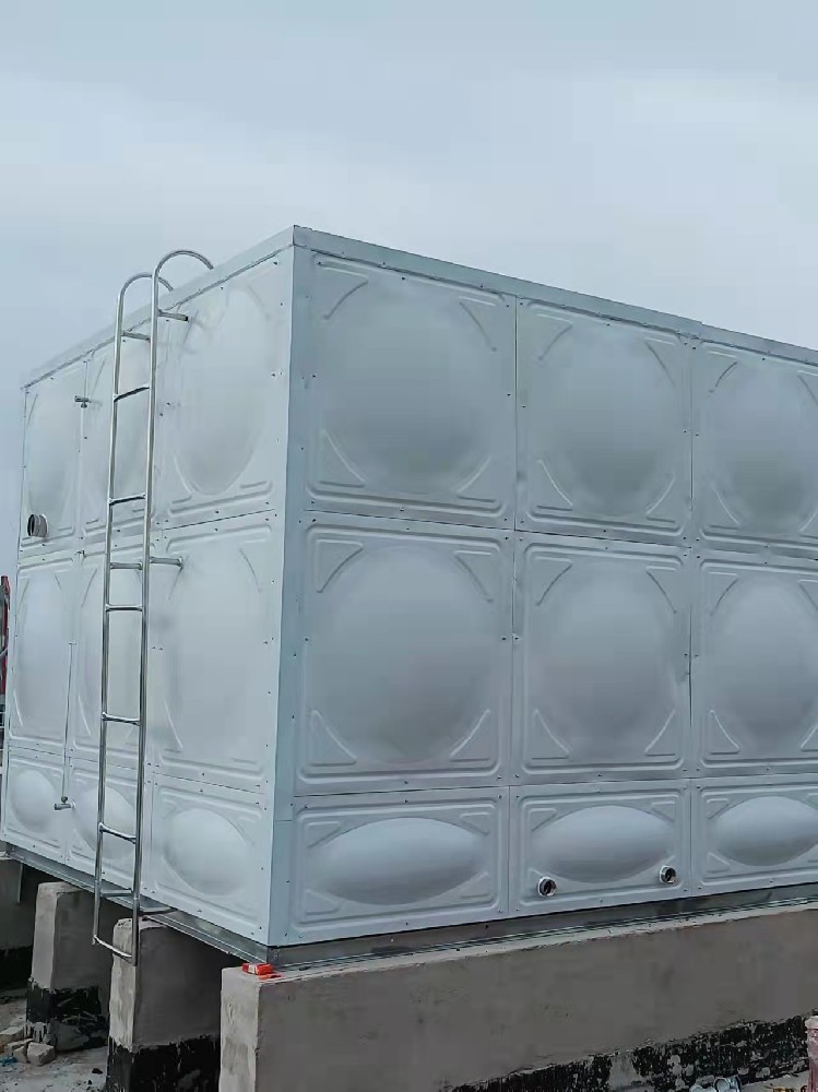 寧波寶聚不銹鋼水箱廠中標(biāo)德業(yè)股份慈東工業(yè)區(qū)生產(chǎn)基地項(xiàng)目供水不銹鋼水箱及水泵