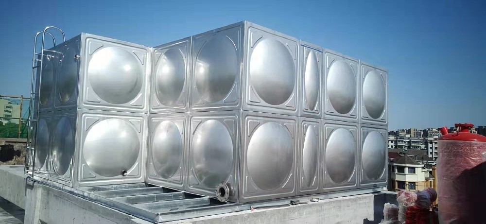 杭州灣新區(qū)祥源漫城項目安裝寶聚不銹鋼水箱及泵房穩(wěn)壓設備已竣工