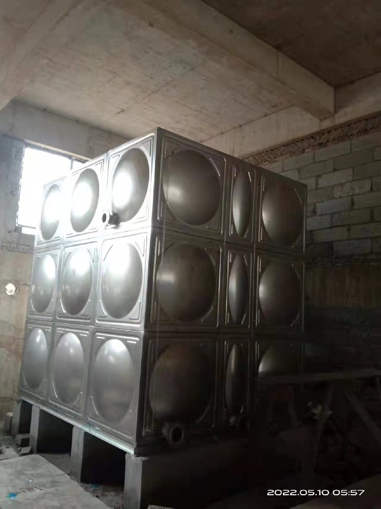 舟山市外釣島光匯油庫項目采購寧波新寶聚不銹鋼水箱消防水箱生活變頻供水設(shè)備