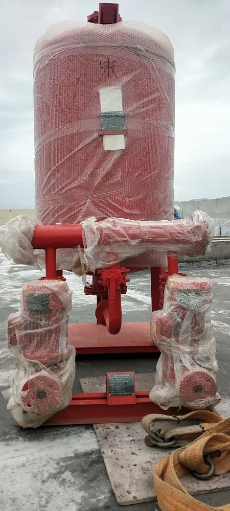 天林塑膠新廠房項(xiàng)目采購(gòu)寧波新寶聚不銹鋼水箱水泵設(shè)備