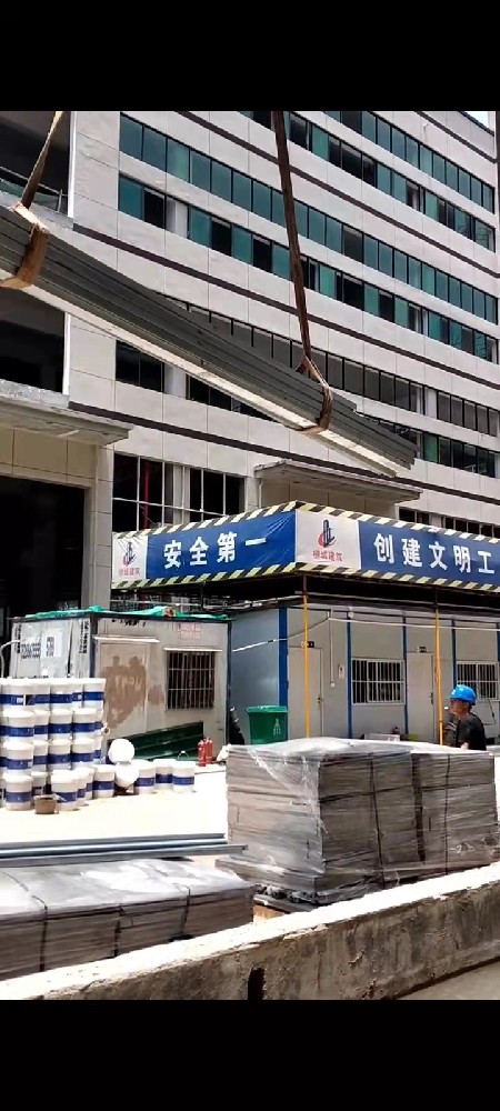 新寶聚不銹鋼水箱中標(biāo)浙江一戀項目專業(yè)安裝寧波不銹鋼水箱杭州不銹鋼水箱金華不銹鋼水箱廠家