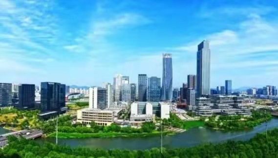 浙江這地幸運(yùn)了，被占地85畝學(xué)?！霸抑小?，總投資4.86億，寧波新寶聚供水設(shè)備有限公司為該項(xiàng)目安裝不銹鋼水箱設(shè)備