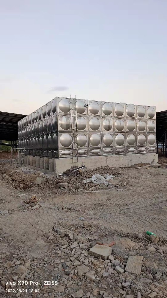 ?寧波不銹鋼水箱廠家寧波新寶聚供水設(shè)備有限公司專(zhuān)業(yè)生產(chǎn)舟山不銹鋼水箱廠家紹興不銹鋼水箱廠家臺(tái)州不銹鋼水箱承接 寧波不銹鋼水箱廠家舟山不銹鋼水箱紹興不銹鋼水箱臺(tái)州不銹鋼水箱寧波新寶聚供水設(shè)備有限公司新寶聚不銹鋼水箱