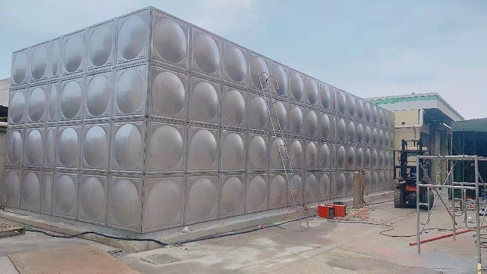 ?寧波不銹鋼水箱廠家寧波新寶聚供水設(shè)備有限公司專(zhuān)業(yè)生產(chǎn)舟山不銹鋼水箱廠家紹興不銹鋼水箱廠家臺(tái)州不銹鋼水箱承接 寧波不銹鋼水箱廠家舟山不銹鋼水箱紹興不銹鋼水箱臺(tái)州不銹鋼水箱寧波新寶聚供水設(shè)備有限公司新寶聚不銹鋼水箱