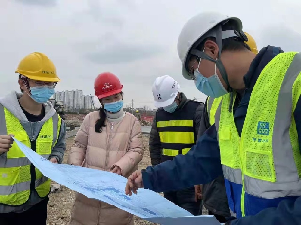 富涌電子科技有限公司新建年產(chǎn)智能物聯(lián)網(wǎng)電子紙1億片項(xiàng)目現(xiàn)場采購寧波新寶聚供水設(shè)備有限公司不銹鋼水箱寧波不銹鋼水箱廠家