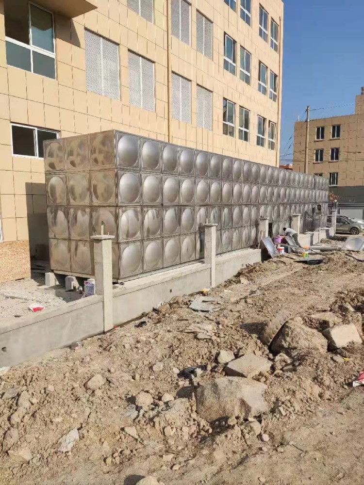 寧波新寶聚供水設(shè)備有限公司寧波不銹鋼水箱廠家