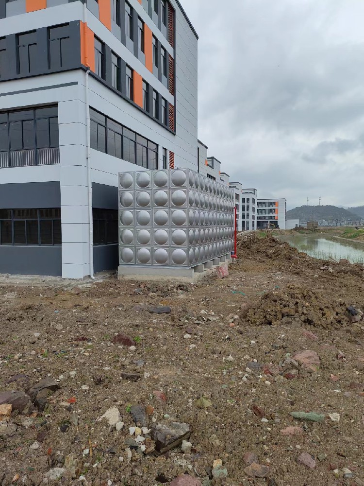 空氣能熱水器該怎么保養(yǎng)寧波新寶聚供水設(shè)備有限公司新寶聚不銹鋼水箱